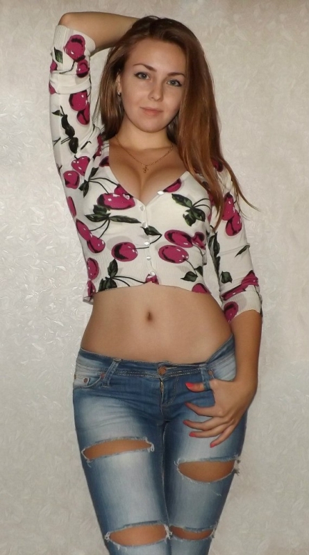 Алёночка, 28 лет, 3 размер груди